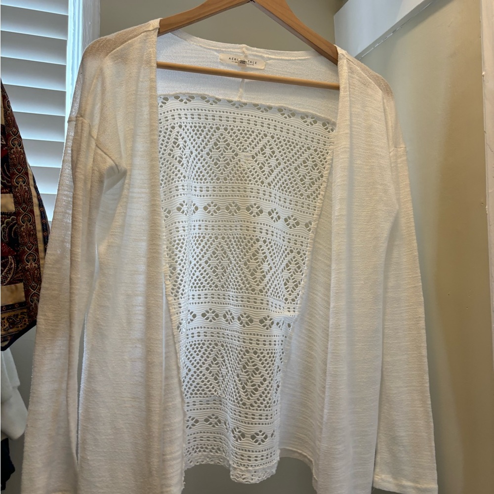 Small Aeropostale cardigan with doily-like details
